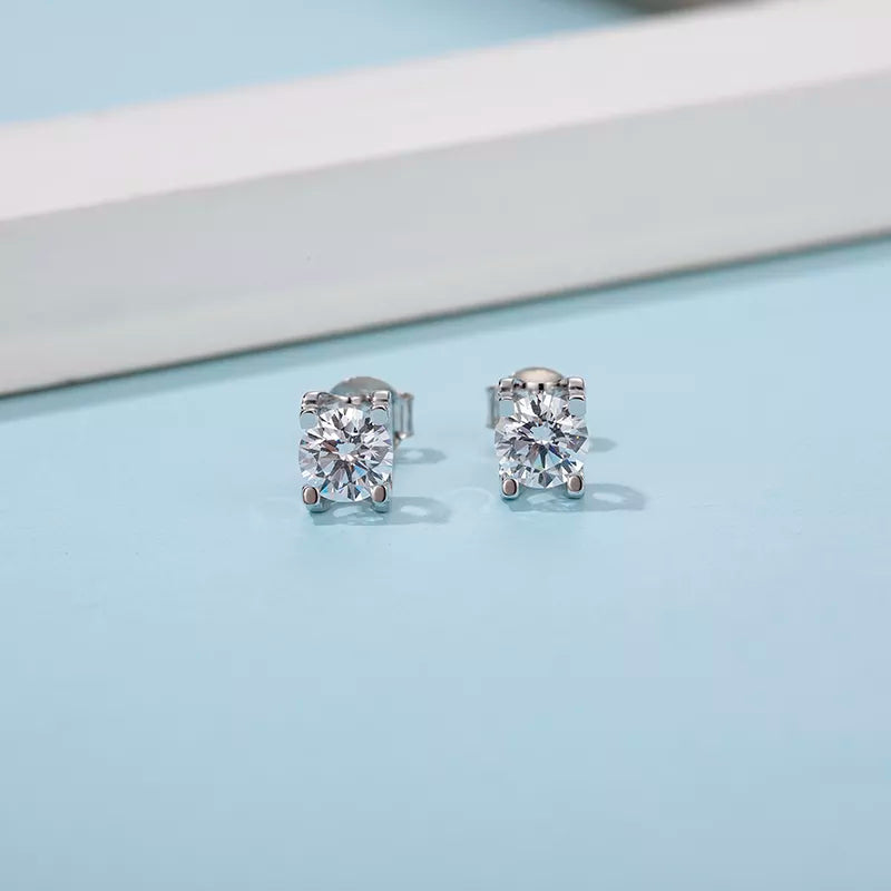 THE RICH CO - 0.5CT ROUND MOISSANITE EARRING STUD STERLING SILVER 925