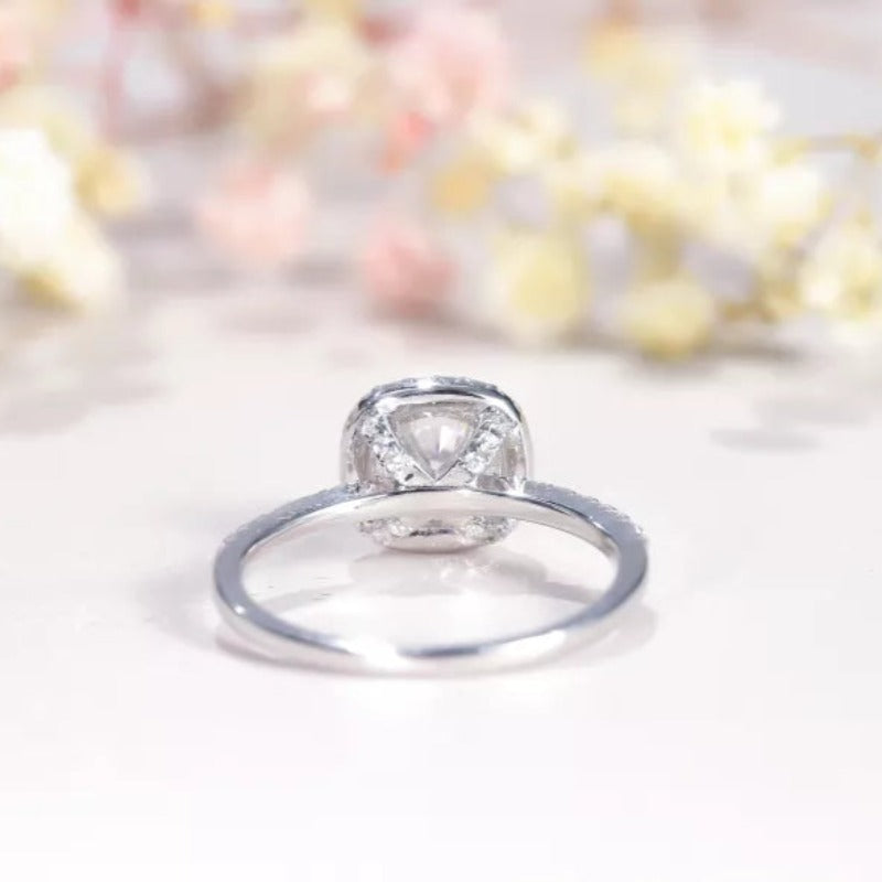 THE RICH CO - 1CT ROUND MOISSANITE SILVER HALO RING